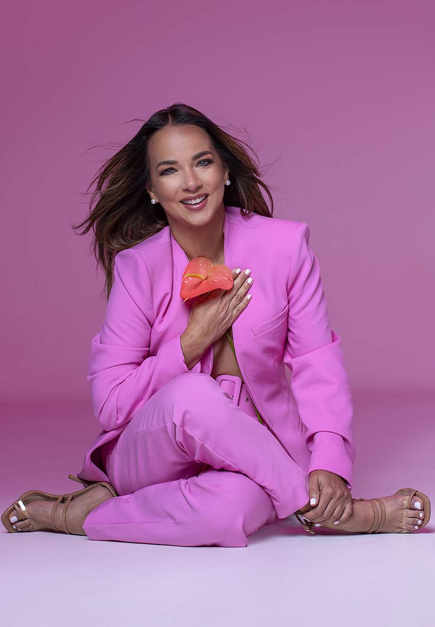 Adamari Lopez Estylo Magazine Fall 2022